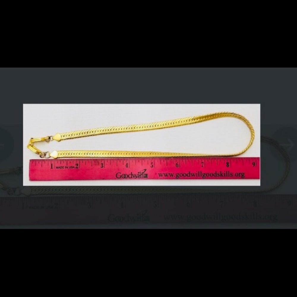 GIVENCHY Herringbone Gold Tone Chain Necklace - Picture 4 of 9